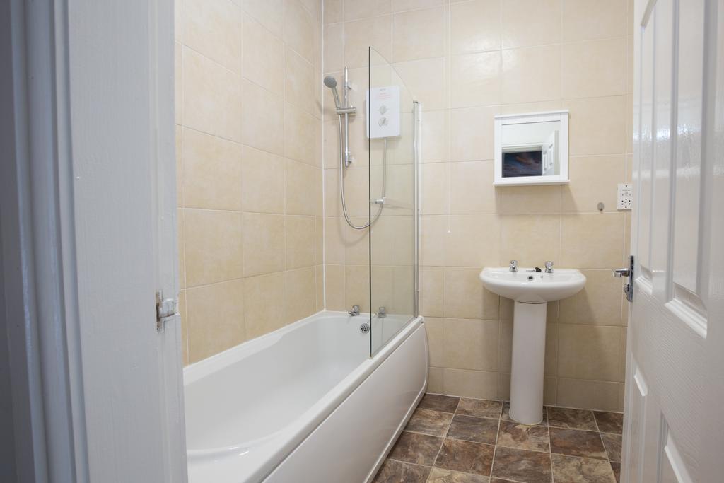Holmes & Hunters - Bentinck Road Apartments Newcastle upon Tyne Bagian luar foto