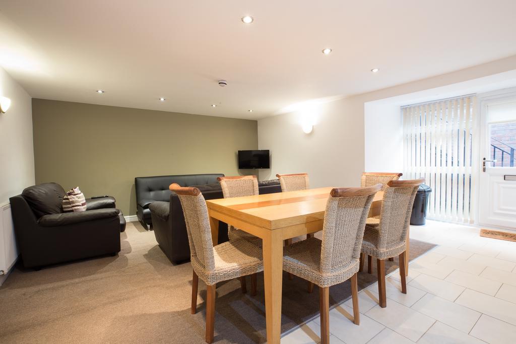 Holmes & Hunters - Bentinck Road Apartments Newcastle upon Tyne Bagian luar foto